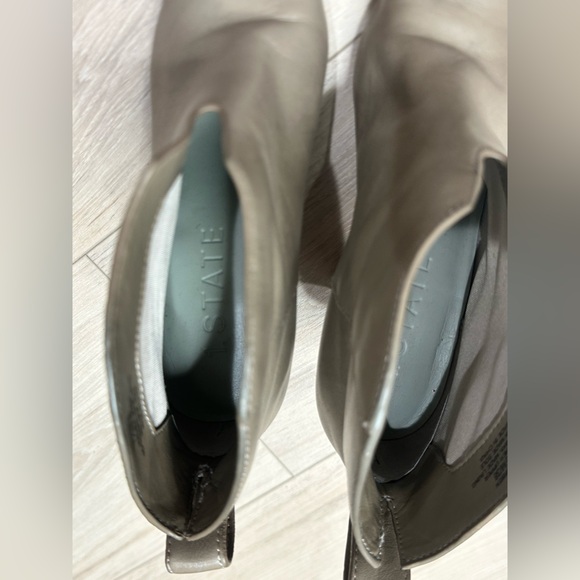 1. State booties taupe beige tan 7.5 perfect for fall - Picture 6 of 10